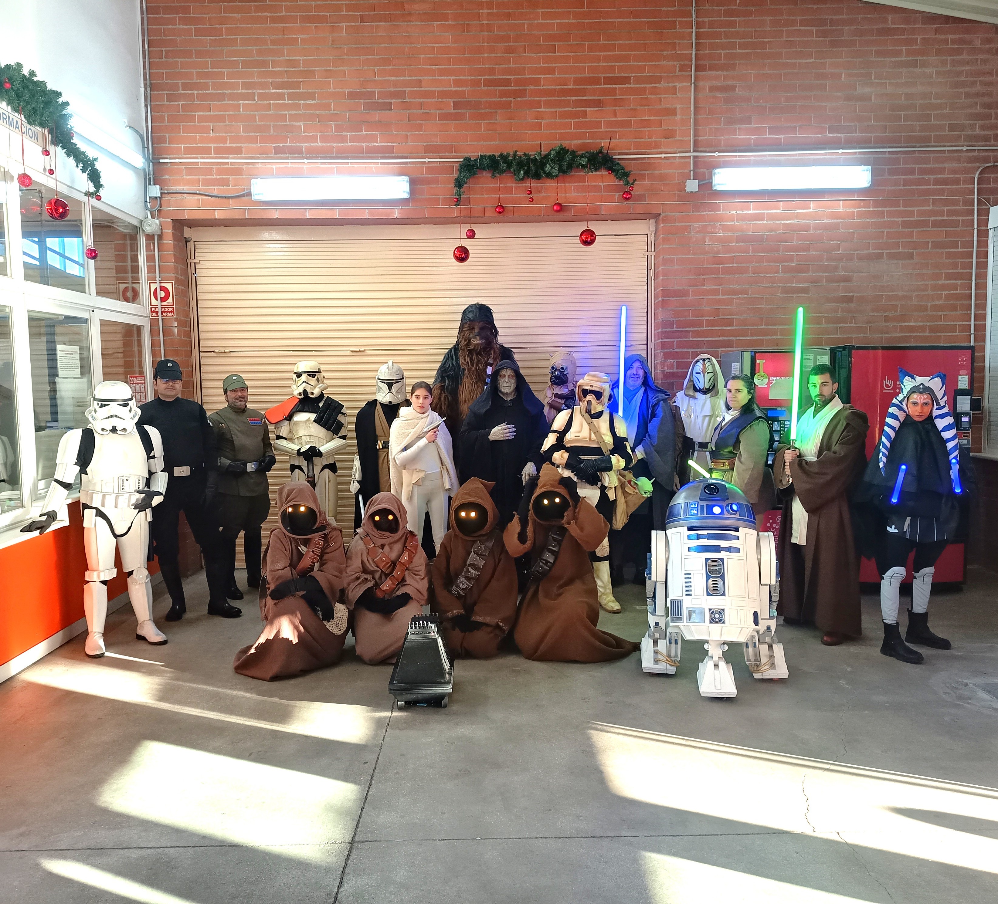 Cabalgata de Reyes barrio Santa Isabel. ¡¡¡MI PRIMERA APARICION COMO MIEMBRO OFICIAL DE LA 501st !!! - Foto 2